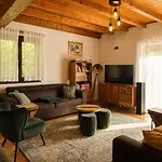 Alpesi faház Fethy's House Brod na Kupi